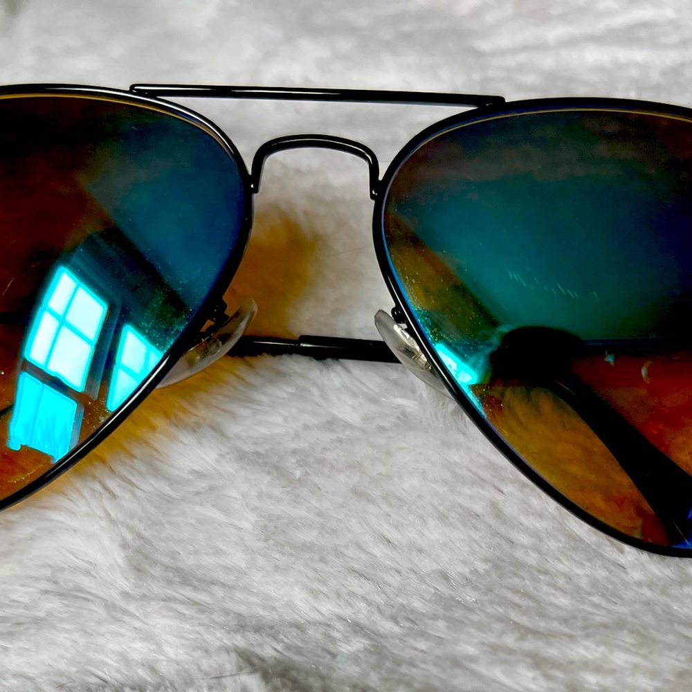 RayBan Aviator style sunglasses. Reflective blue lenses.